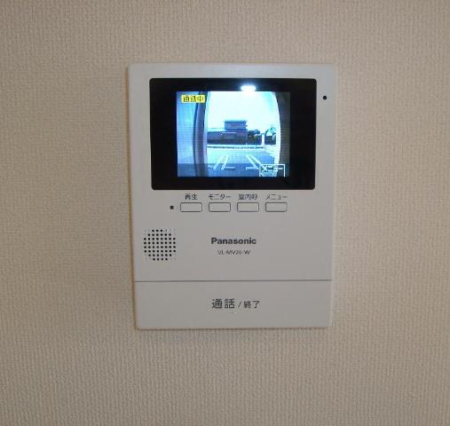 レヴメゾン神山参番館205号室 カメラ付インターホン（イメージ）