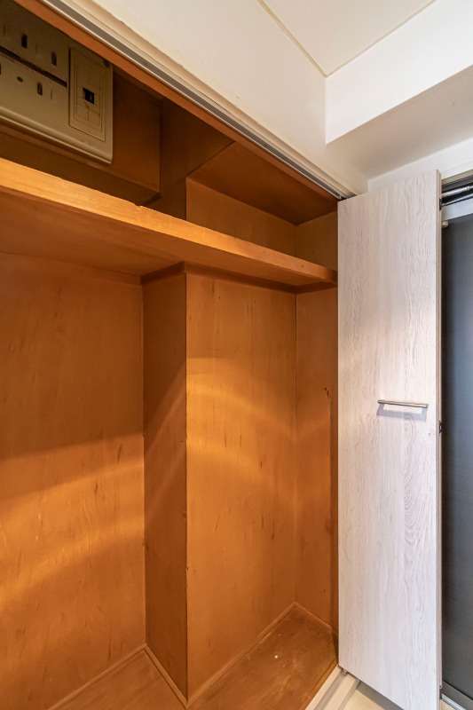 ライオンズプラザ山下公園701号室 同建物別部屋の参考画像