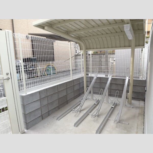 マナーハウス.T. 駐輪場