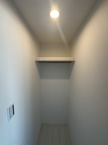 ベイルームグラン扇町EAST101号室 収納