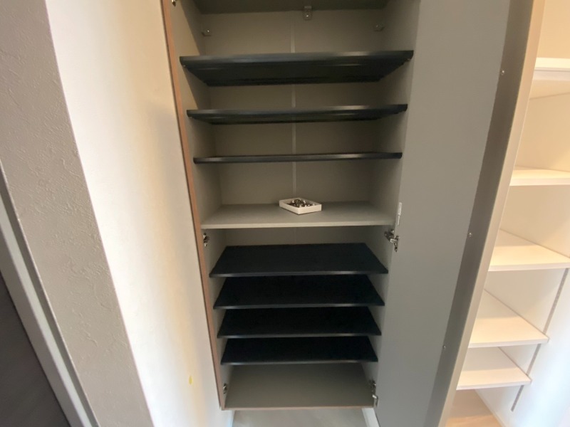 CREAL新高円寺2階 下足入れ