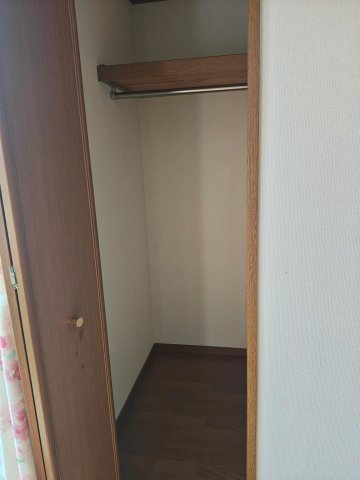 川越旭町2丁目 3LDK 2重窓 収納