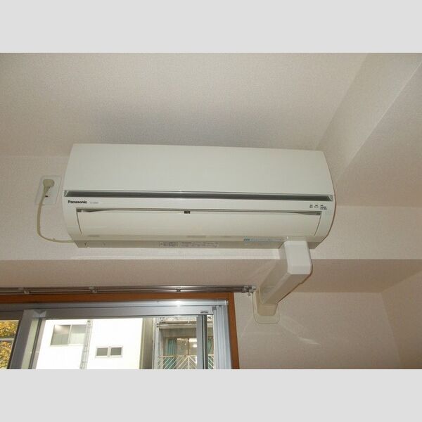 SOLARE横浜103号室 エアコン