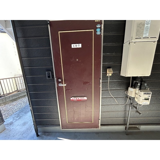 ＮＫハイム元郷107号室 玄関