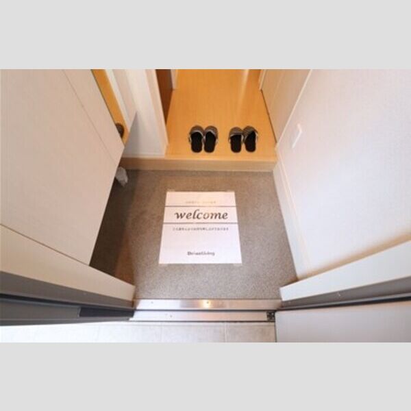 アピオン　Ⅲ 玄関