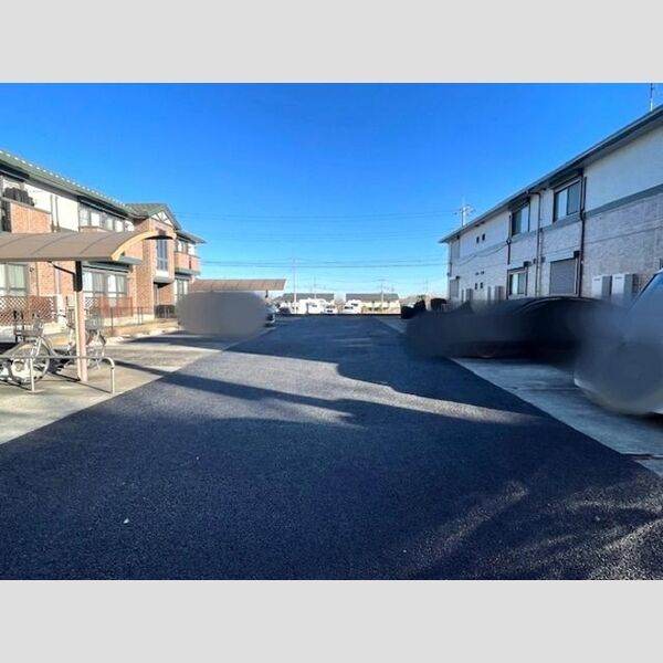 グランドゥール 駐車場