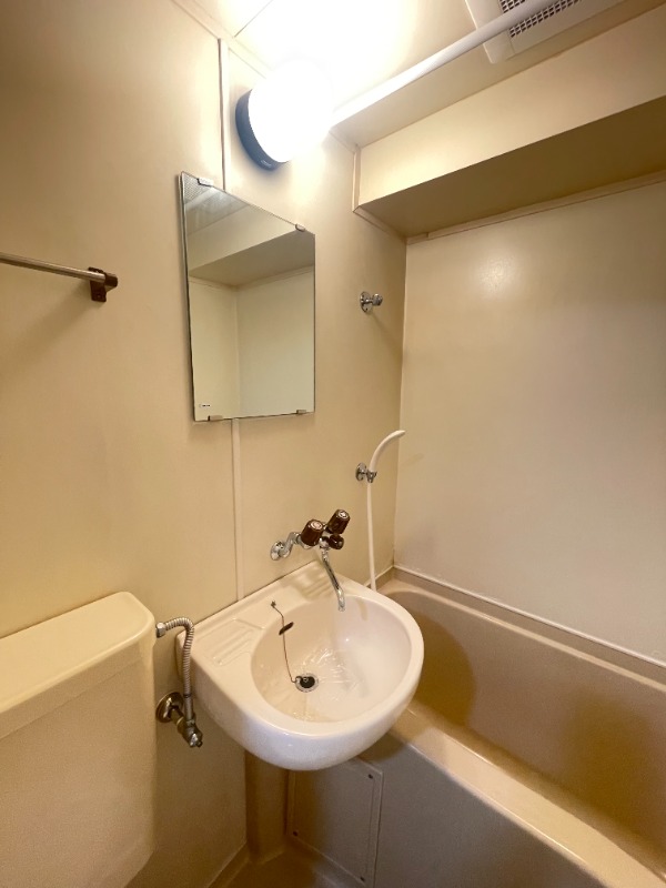 大小原ビル4階 洗面