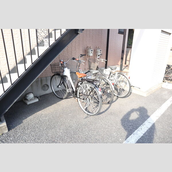 ハックベリー　Ⅱ201号室 自転車置き場