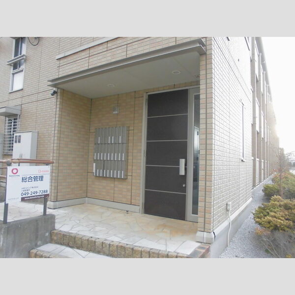 グランメールM208号室 エントランス(防犯カメラあり)