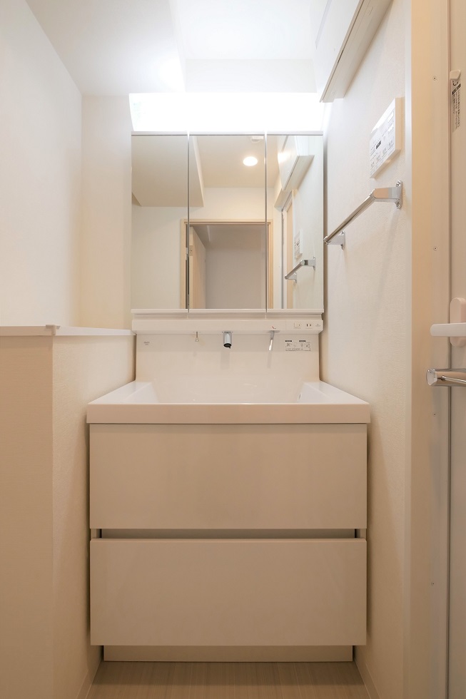 RYOGOKU STATION RESIDENCE 内観