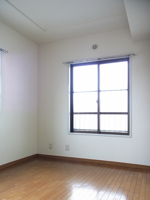 グランプラス0309号室 洋室２　※別号室の参考写真です(現況優先)