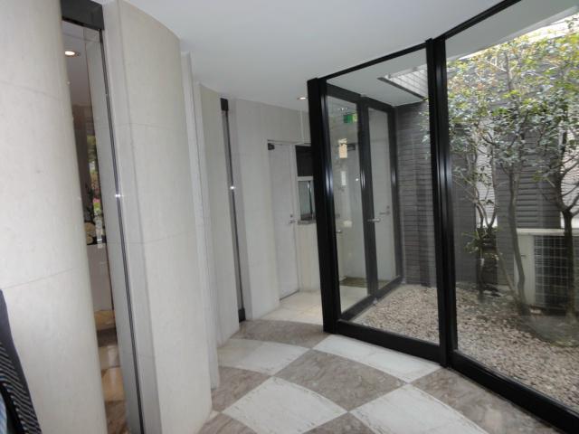 GRAND駒沢公園 エントランス