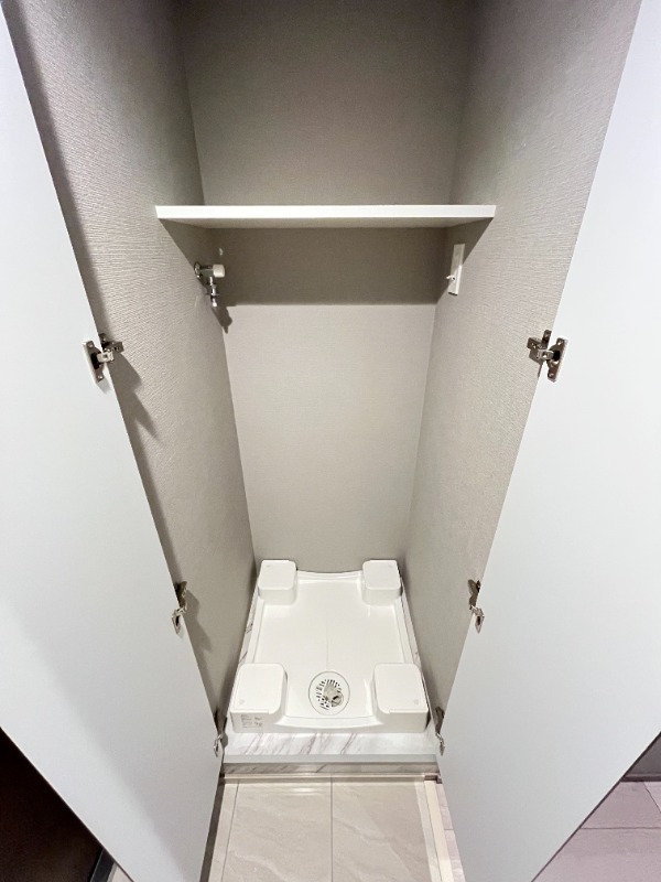 ラクラス南行徳2階 洗濯機置き場