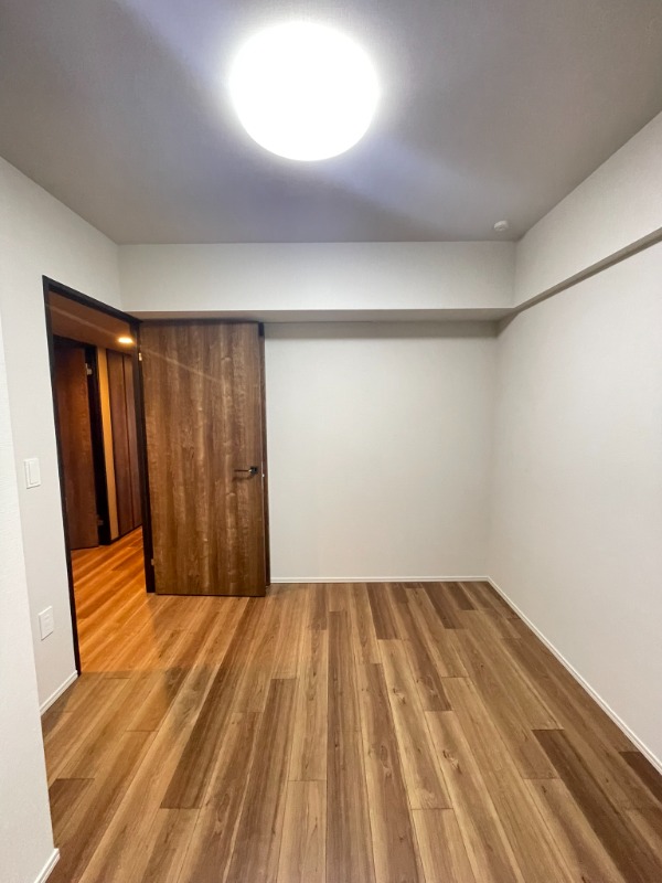 レーベン横浜山手 ONE WARD COURT 内観