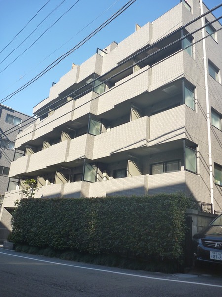 ルーブル高田馬場の外観画像