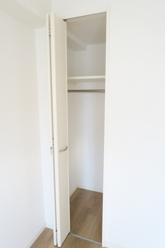 マーレ横浜白金7階 収納