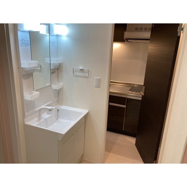 サンマルコ北綾瀬101号室 内観