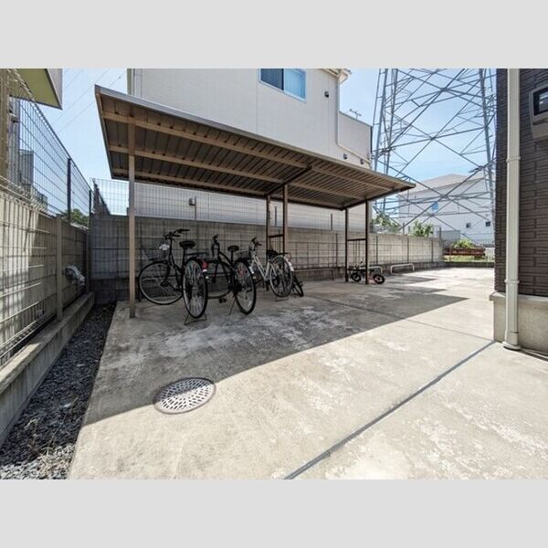 フェニックス 駐輪場