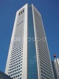 White Noble 東京オペラシティビル東京オペラシティタワー