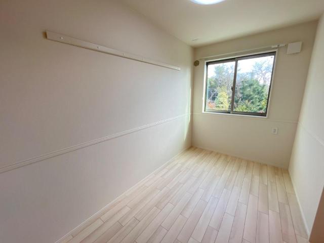 アドニス102号室 洋室（イメージ）