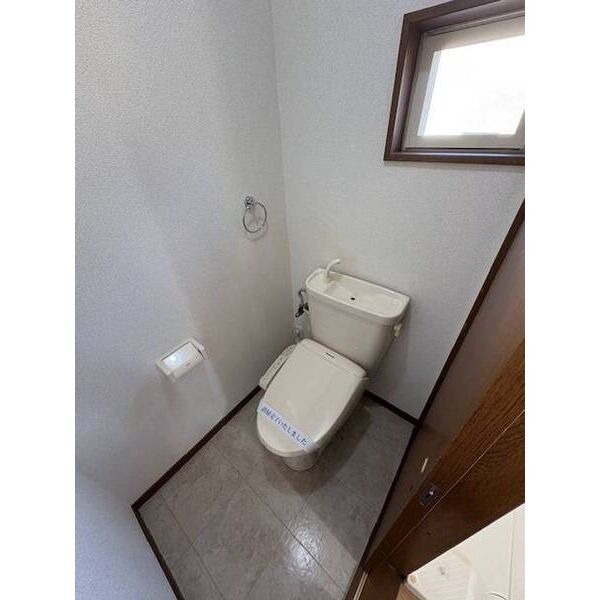 第2米倉ハイツ0102号室 トイレ