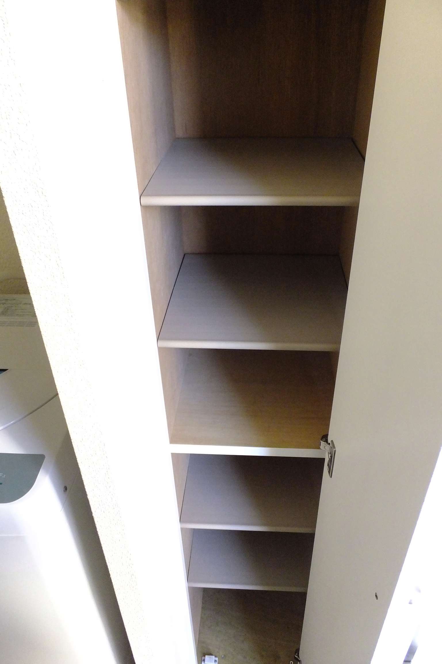 レオパレスグローリー 内観