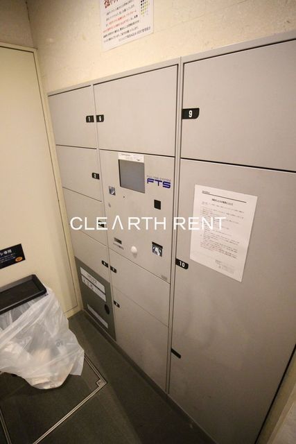 コンシェリア東京 ＡＱＵＡ ＶＥＲＴ6階 24hいつでも荷物の受け取りができて便利な宅配ロッカー