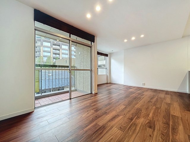 三田第二コーポラス リビング