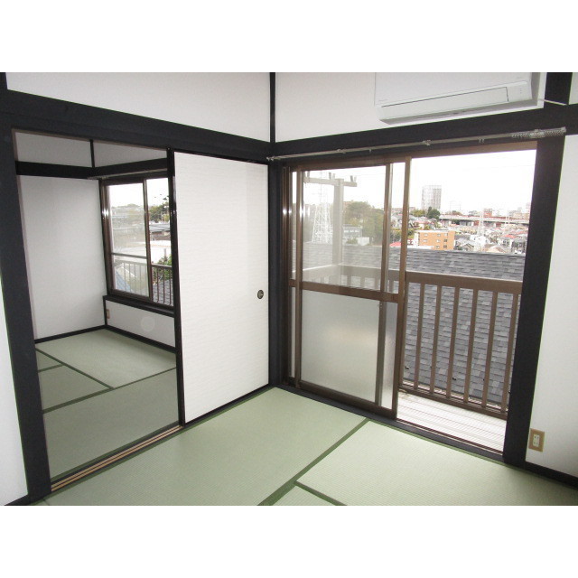 モアヒルズ　A棟 内観