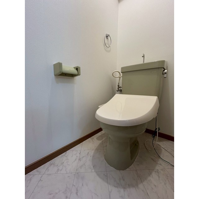 ドミール五番館204号室 内観