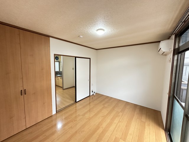 フラット井土ヶ谷203号室 寝室