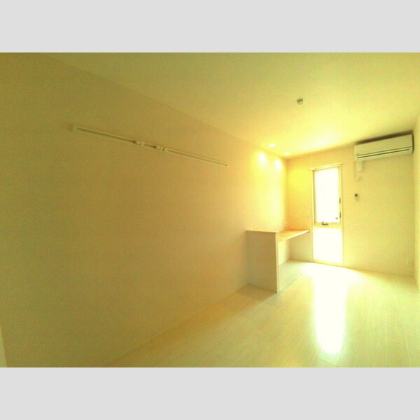 maison楓Ⅲ102号室 洋室