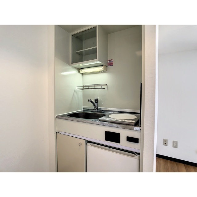 シティハイツ新大塚 内観