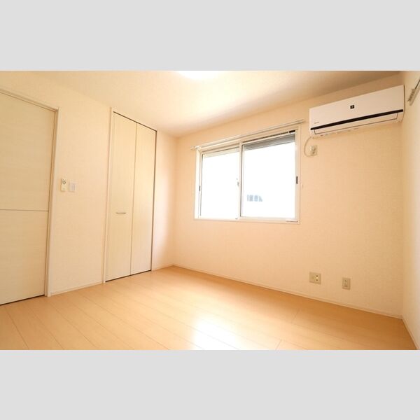 リヴェール102号室 洋室