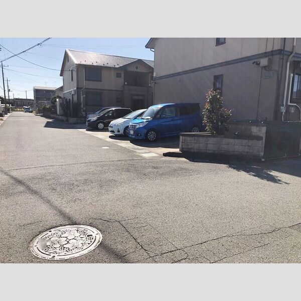 メゾンクレール　A 駐車場