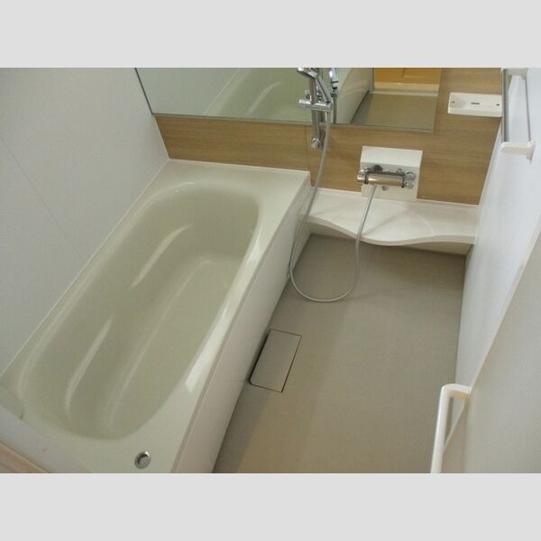 ソレアードカーサ 浴室