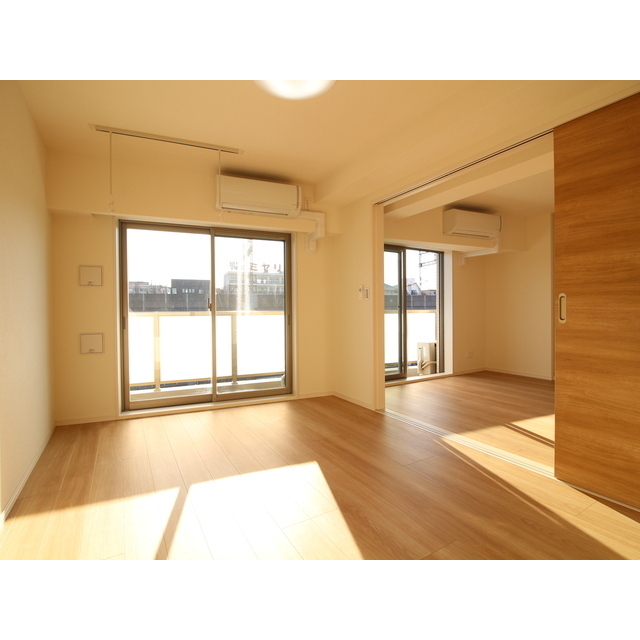 プレール・ドゥーク上中里 洋室