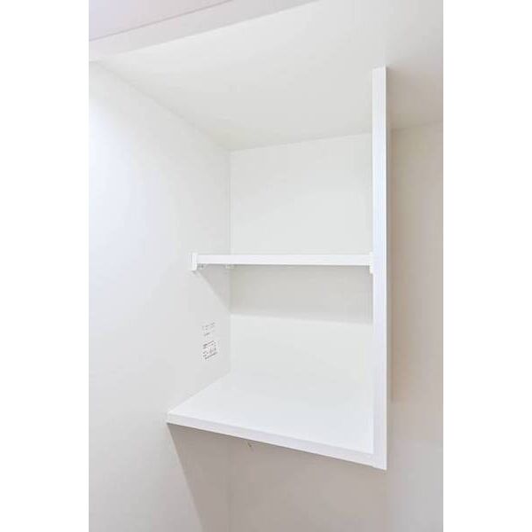 ピュアハウス藤棚三番館0205号室 収納