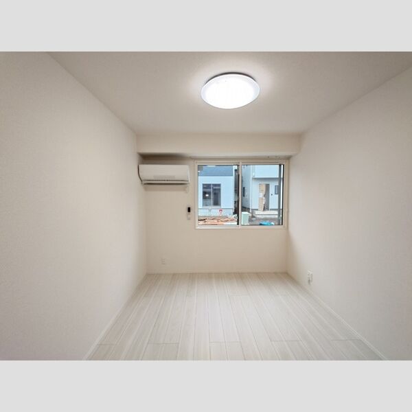 パーシモン グレイス101号室 洋室6帖