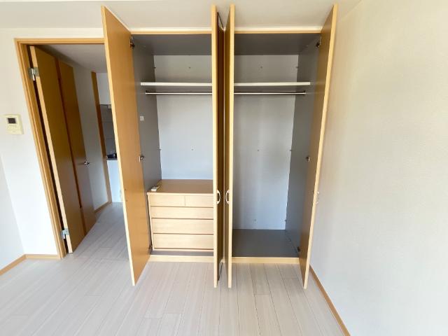 ローザ　オノモン 収納