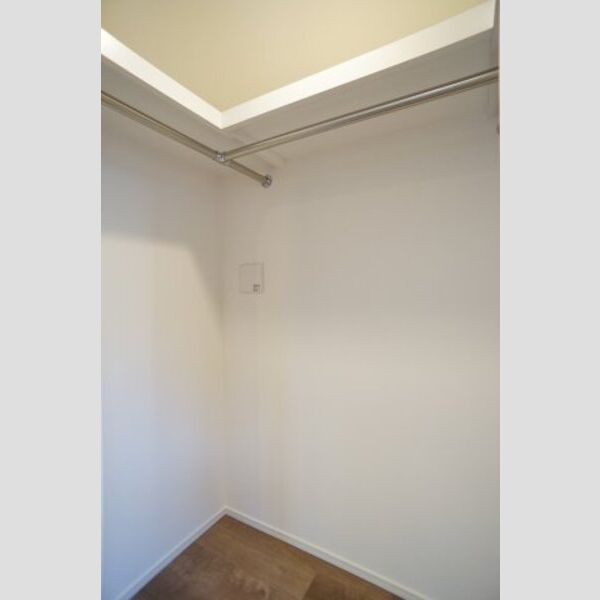 プライムメゾン森下WEST307号室 収納