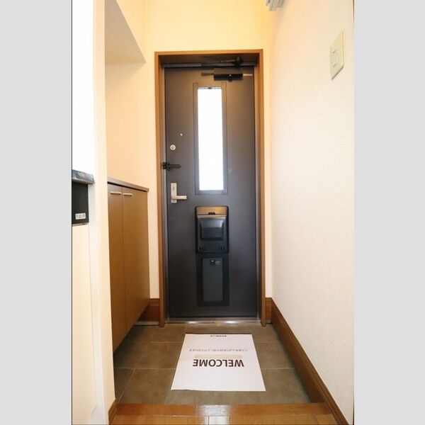 エターナル・ヒル105号室 玄関