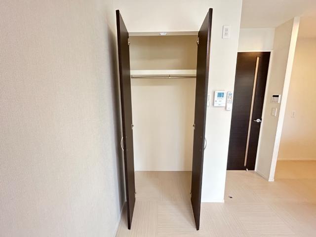 シャディナス 収納