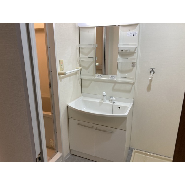 サニーエステート505号室 内観