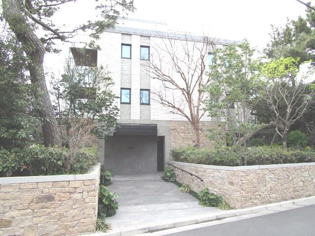 クリオ鵠沼海岸グランロワ サブエントランス