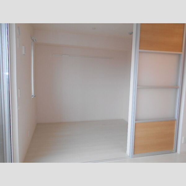 シャルマン301号室 洋室