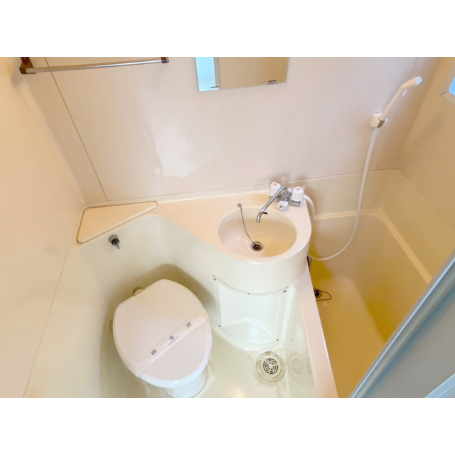 清水ハイツ208号室 内観