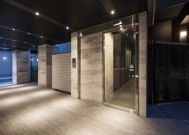 B CITY YOKOHAMA STATION SQUARE701号室 エントランス