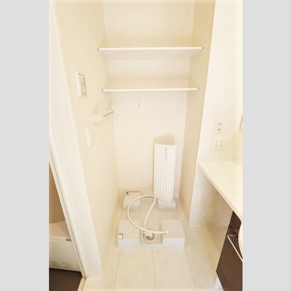 ディアス105号室 室内洗濯機置き場