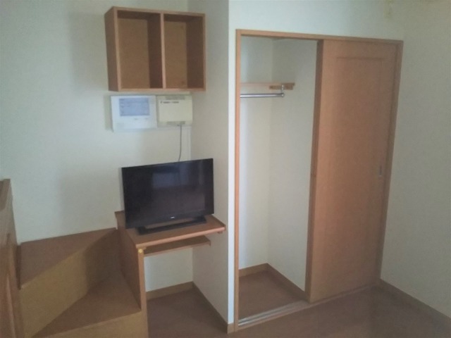 レオパレスアンセストラル 内観